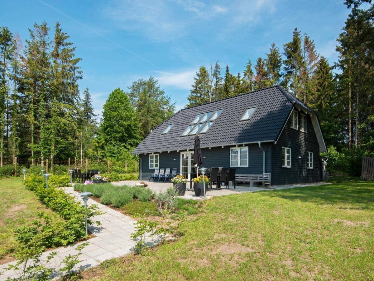 10 Person Holiday Home In Glesborg Стая снимка