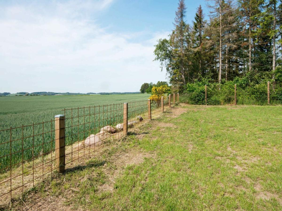 10 Person Holiday Home In Glesborg Стая снимка