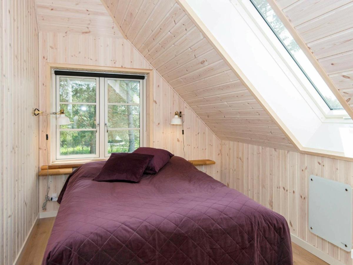 10 Person Holiday Home In Glesborg Стая снимка