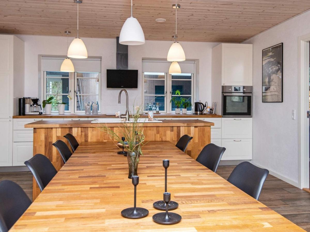 10 Person Holiday Home In Glesborg Екстериор снимка