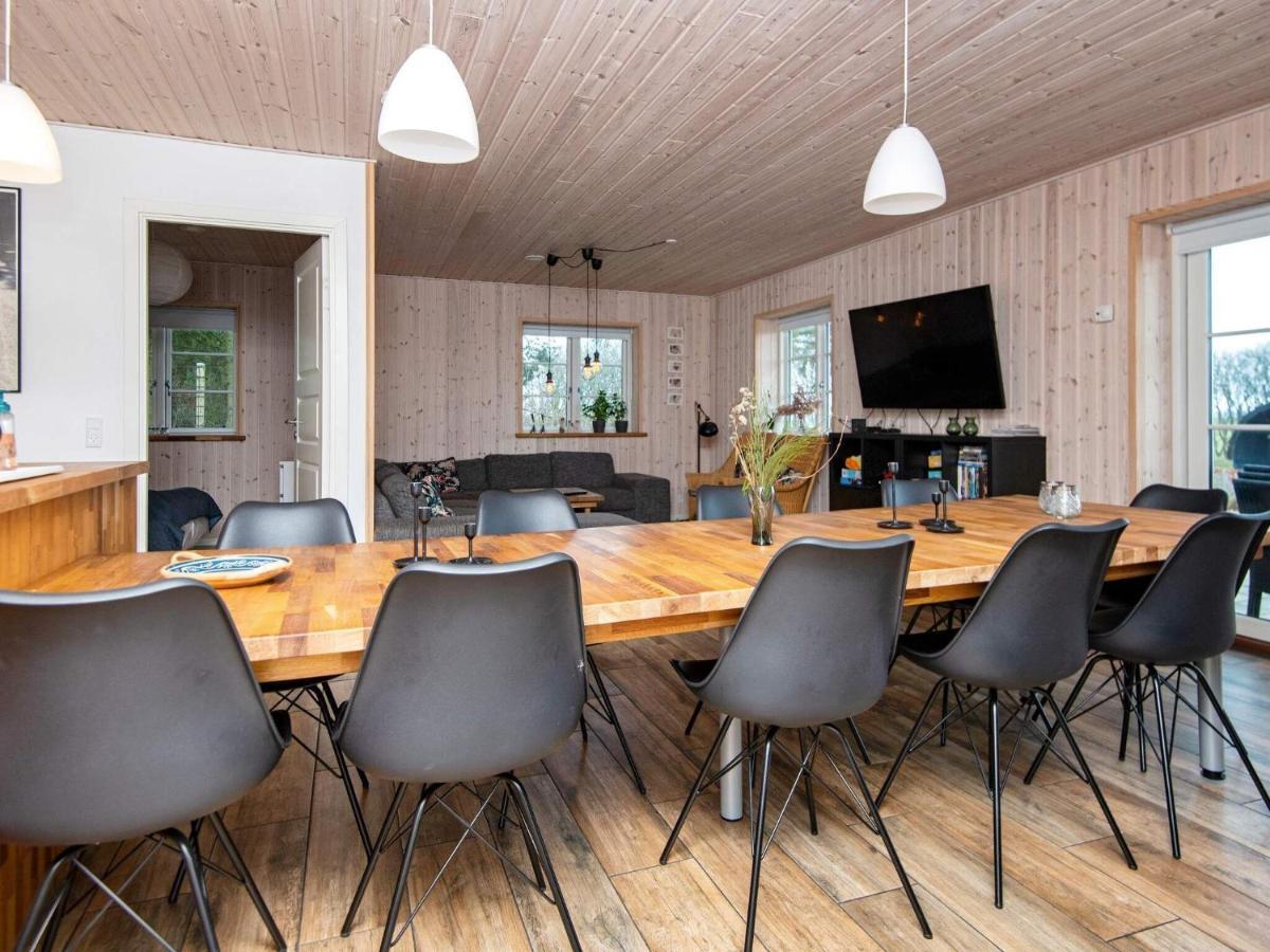 10 Person Holiday Home In Glesborg Екстериор снимка